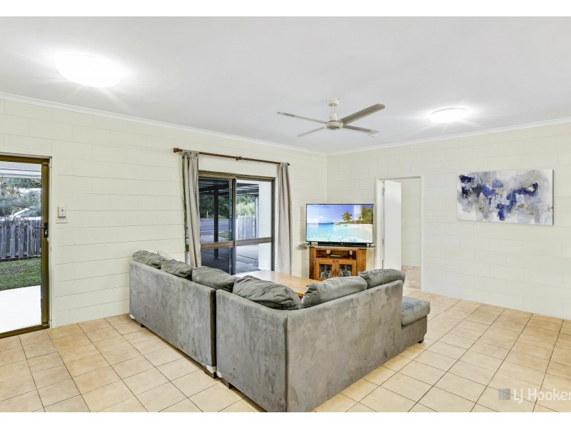 405 Varley Street, Yorkeys Knob QLD 4878