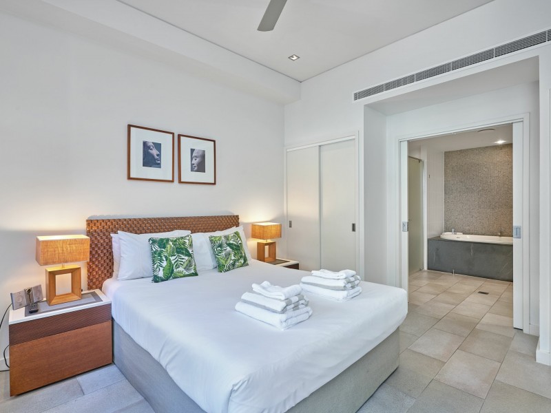 103/5 Triton Street, Palm Cove QLD 4879