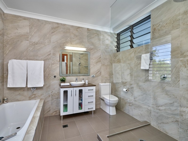 51 Satellite Street, Clifton Beach QLD 4879