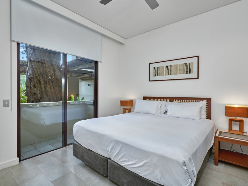 106/5 Triton Street, Palm Cove QLD 4879