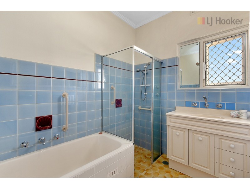 106/5 Triton Street, Palm Cove QLD 4879