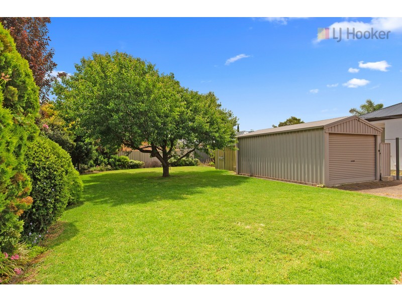 106/5 Triton Street, Palm Cove QLD 4879