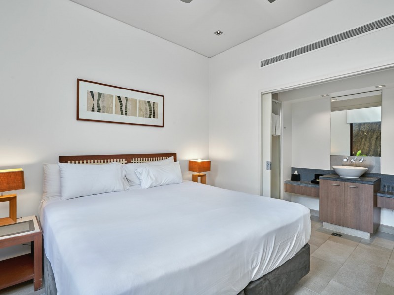 106/5 Triton Street, Palm Cove QLD 4879