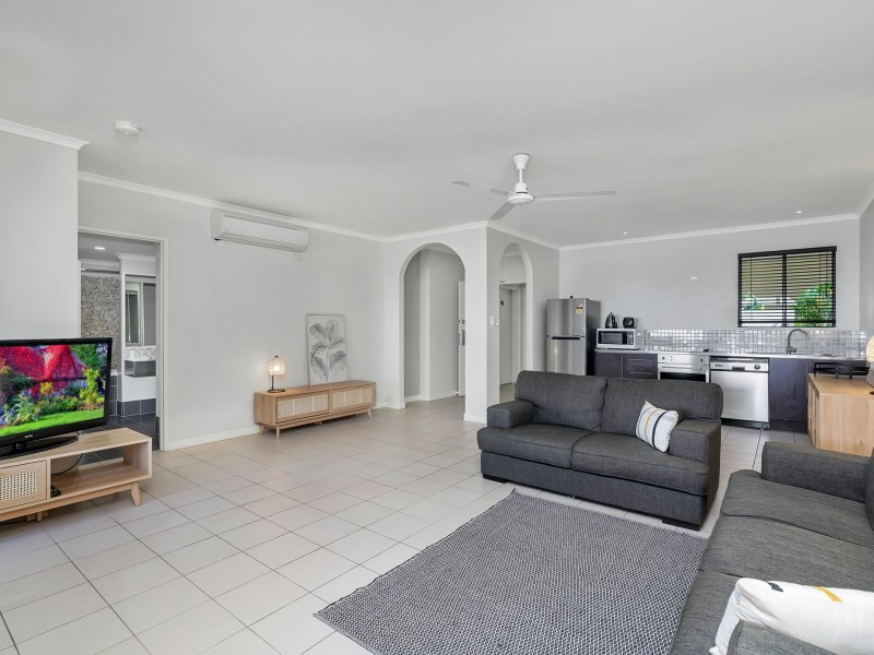 5/81 Cedar Rd, Palm Cove QLD 4879