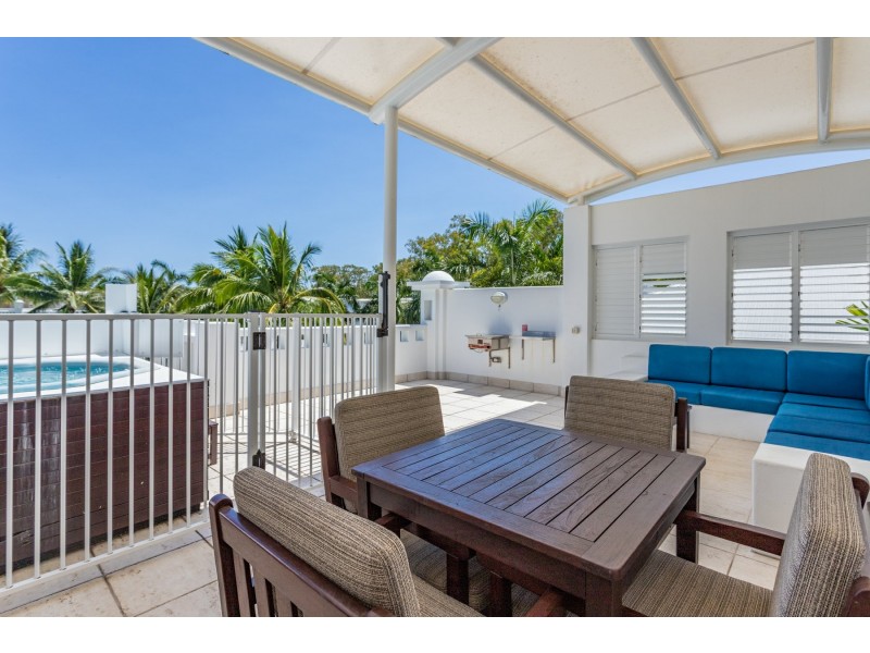 3133/123 Williams Esplanade, Palm Cove QLD 4879