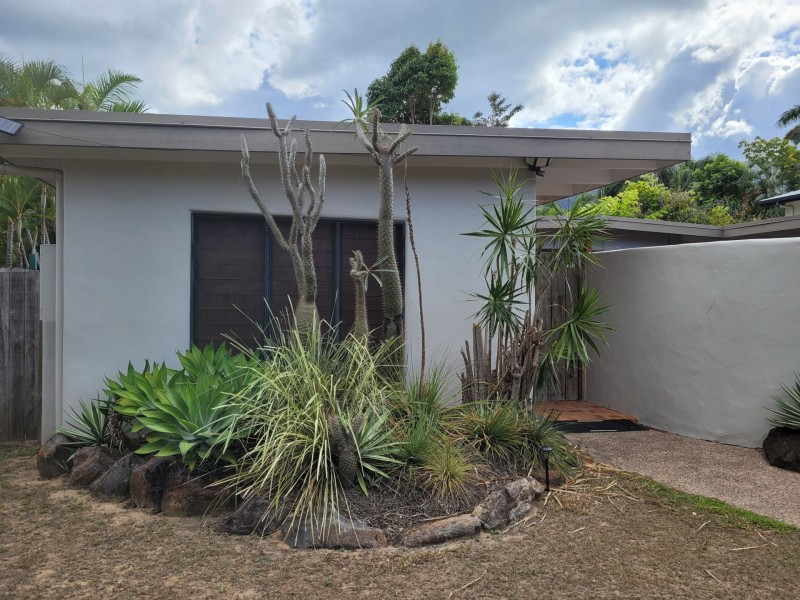 11 Euston Close, Clifton Beach QLD 4879