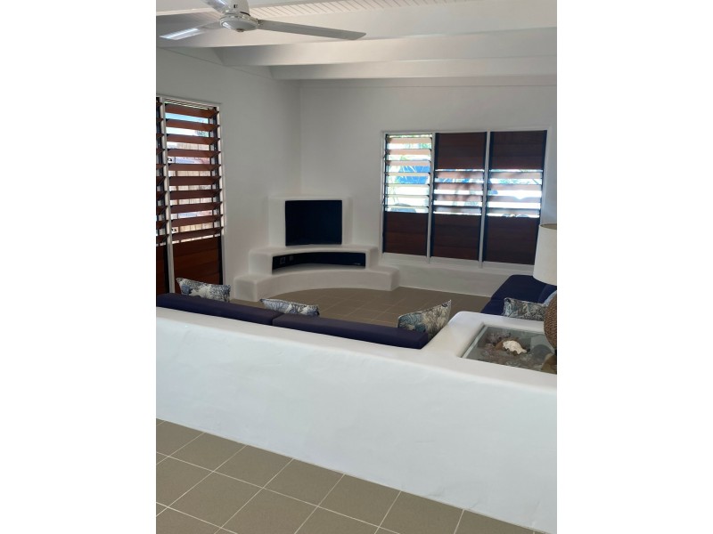 11 Euston Close, Clifton Beach QLD 4879