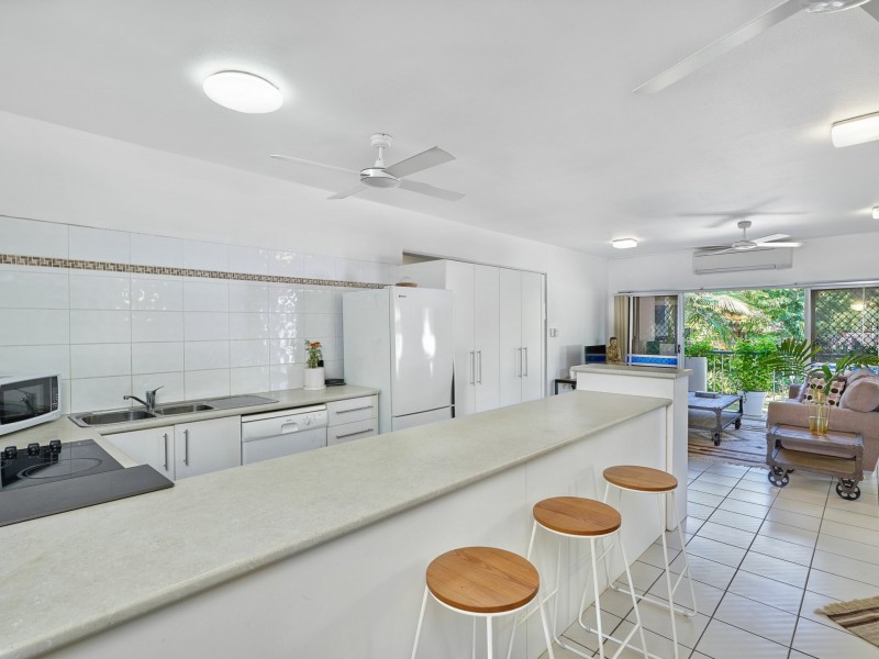 4/79 Arlington Esp, Clifton Beach QLD 4879