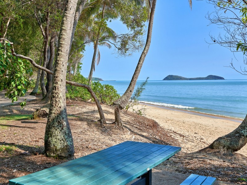 4/79 Arlington Esp, Clifton Beach QLD 4879