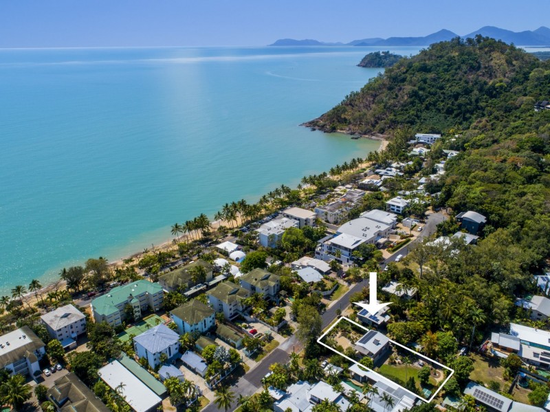 37 Moore Street, Trinity Beach QLD 4879