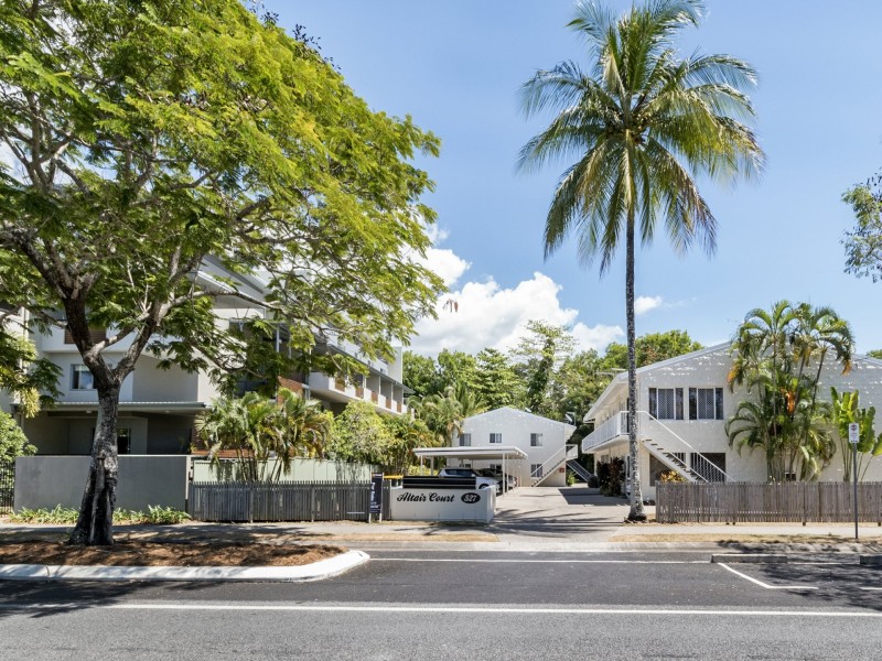 1/527-529 Varley Street, Yorkeys Knob QLD 4878