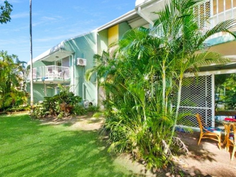 30/1-19 Poinciana Street, Holloways Beach QLD 4878