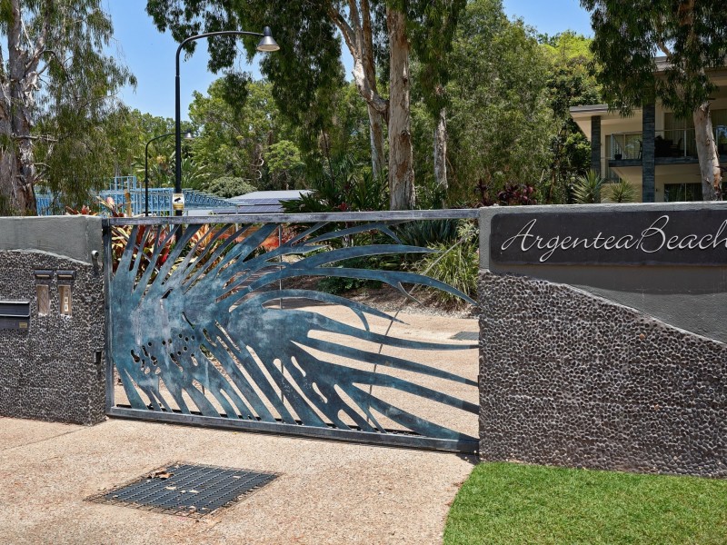 Lot 9/109 Upolu Esplanade, Palm Cove QLD 4879