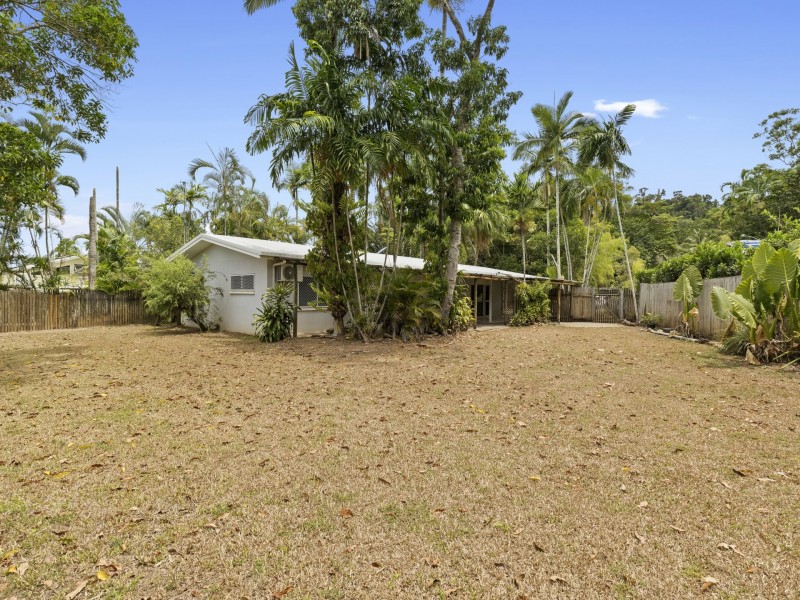 6 Dennison Court, Smithfield QLD 4878