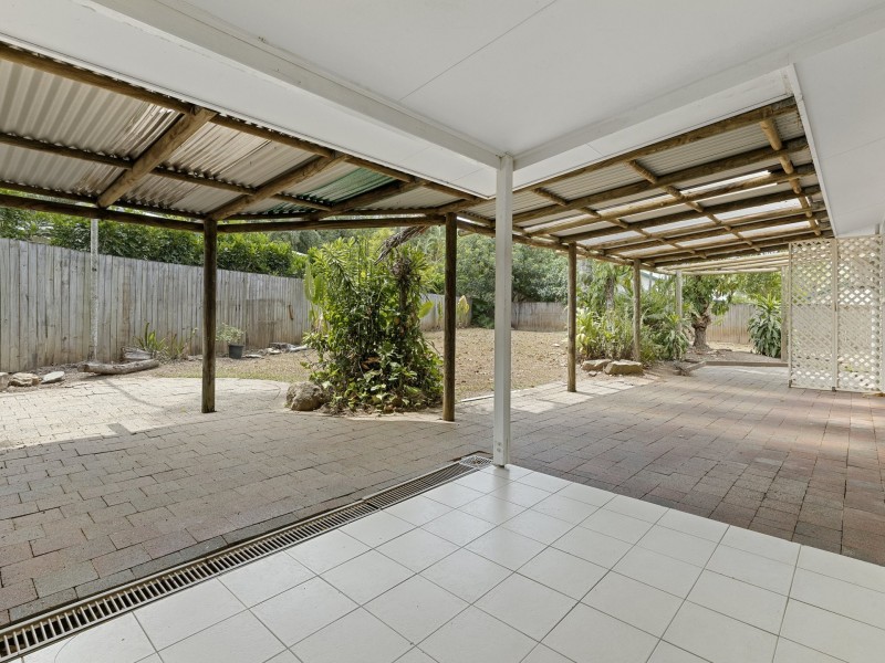 6 Dennison Court, Smithfield QLD 4878