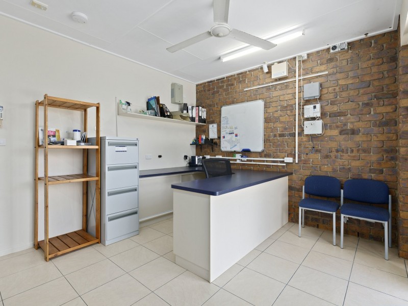 12 Tee Street, Yorkeys Knob QLD 4878
