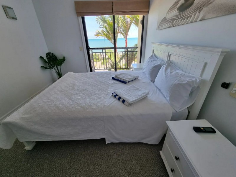 11/5-7 Arlington Esplanade, Clifton Beach QLD 4879