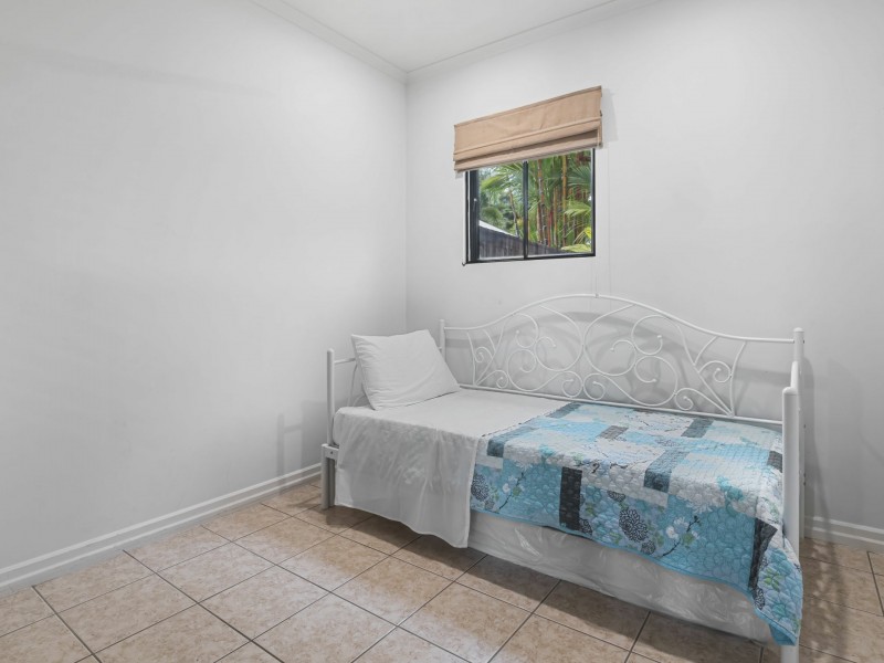 11/5-7 Arlington Esplanade, Clifton Beach QLD 4879