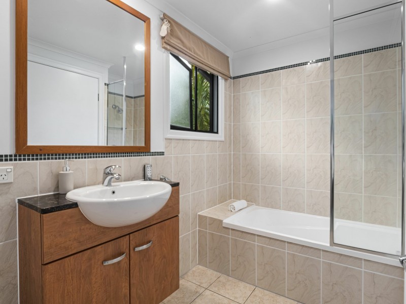 11/5-7 Arlington Esplanade, Clifton Beach QLD 4879