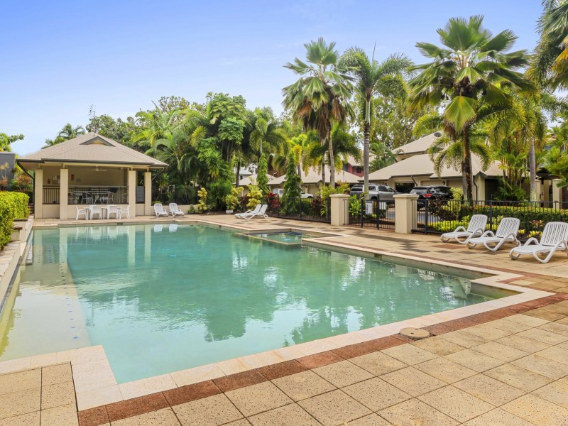 11/5-7 Arlington Esplanade, Clifton Beach QLD 4879
