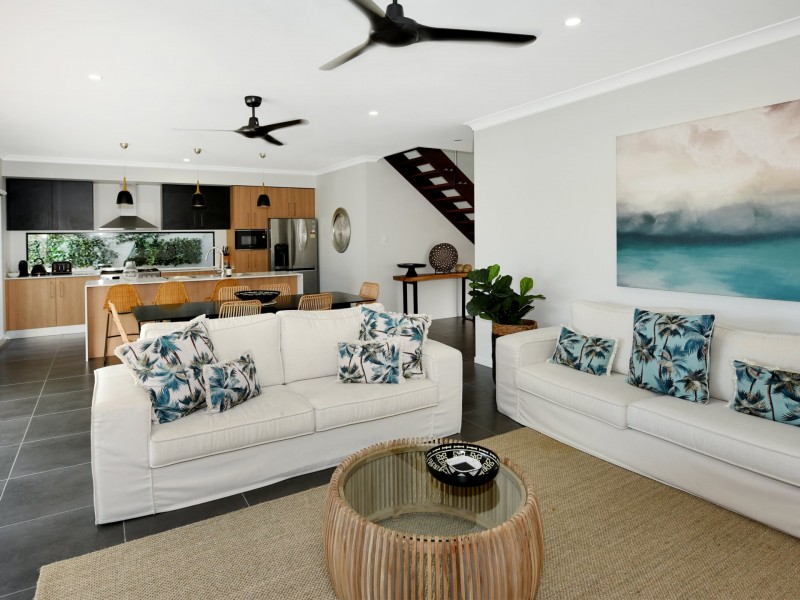 3/67-81 Argentea Boulevard, Palm Cove QLD 4879