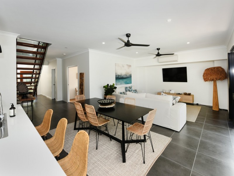 3/67-81 Argentea Boulevard, Palm Cove QLD 4879