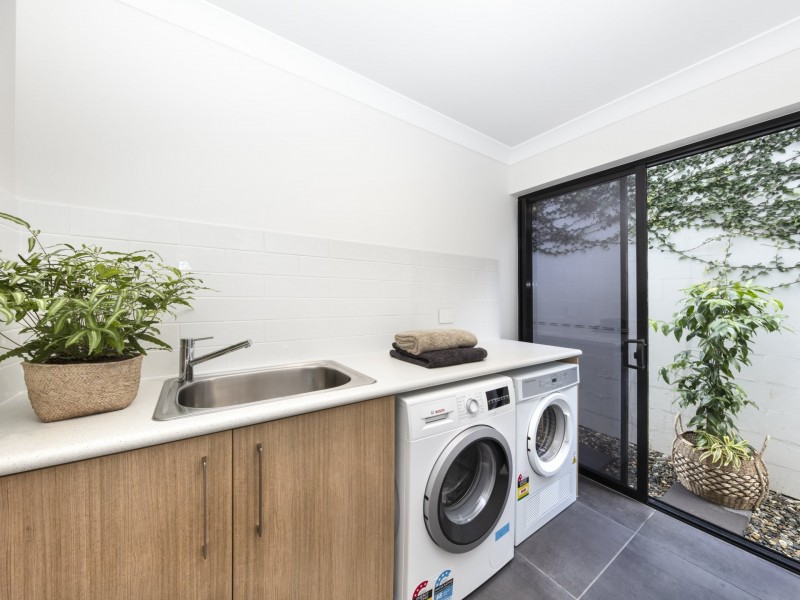 3/67-81 Argentea Boulevard, Palm Cove QLD 4879