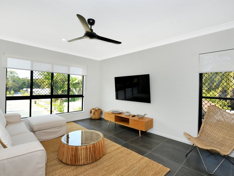 3/67-81 Argentea Boulevard, Palm Cove QLD 4879