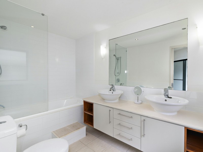 9/31 Sims Esplanade, Yorkeys Knob QLD 4878