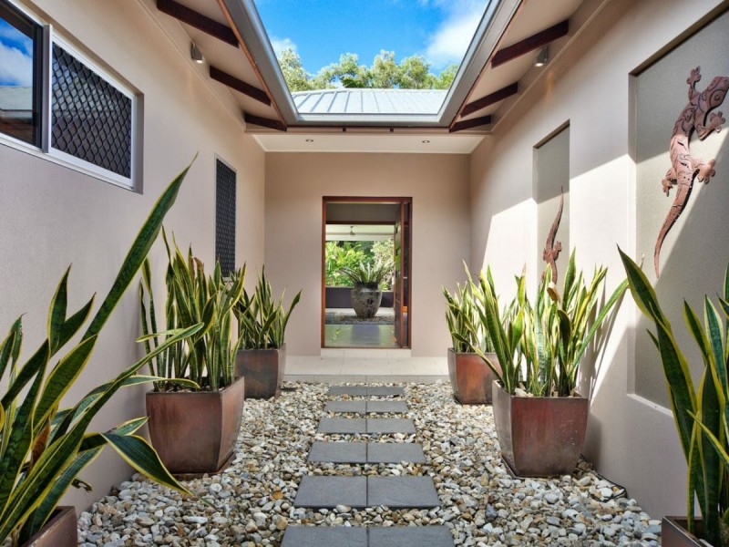 21 Aurelia Rd, Palm Cove QLD 4879