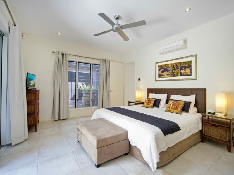 21 Aurelia Rd, Palm Cove QLD 4879