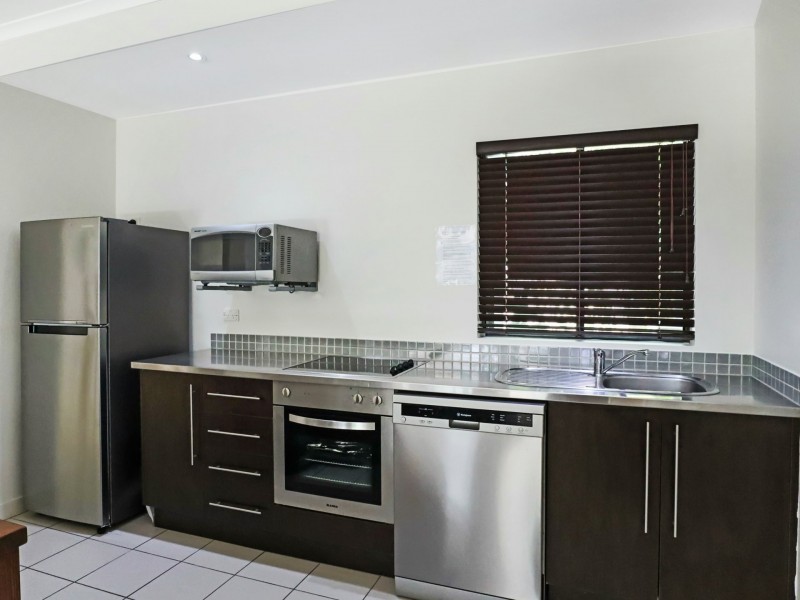 Apartment 37/81-85 Cedar Road, Palm Cove QLD 4879