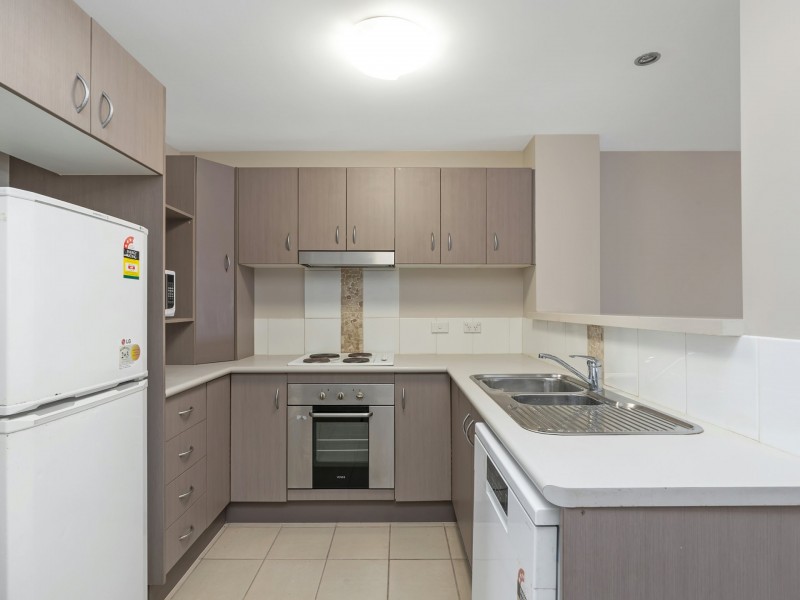 230/55-57 Clifton Road, Clifton Beach QLD 4879