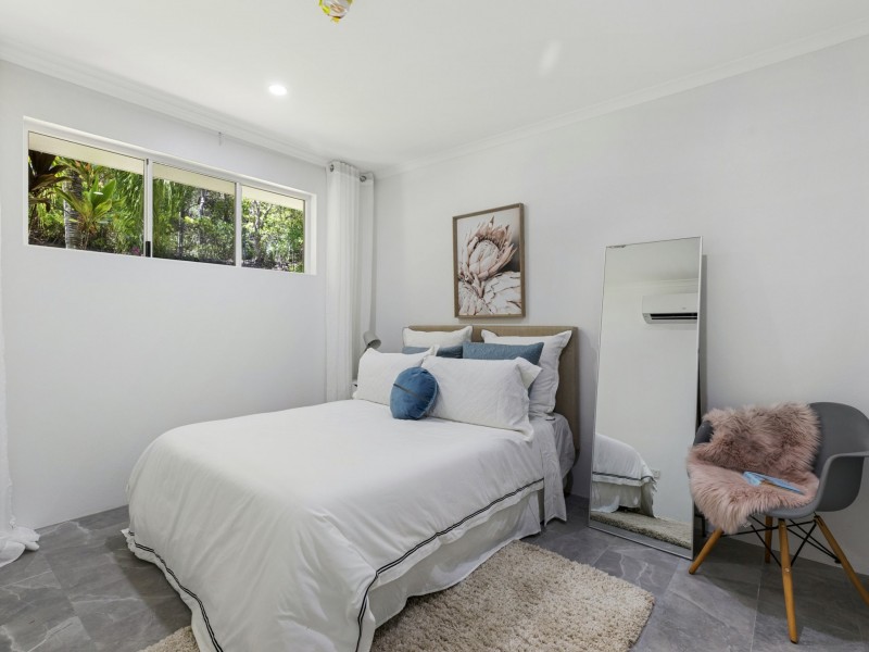 102/305-341 Coral Coast Drive, Palm Cove QLD 4879