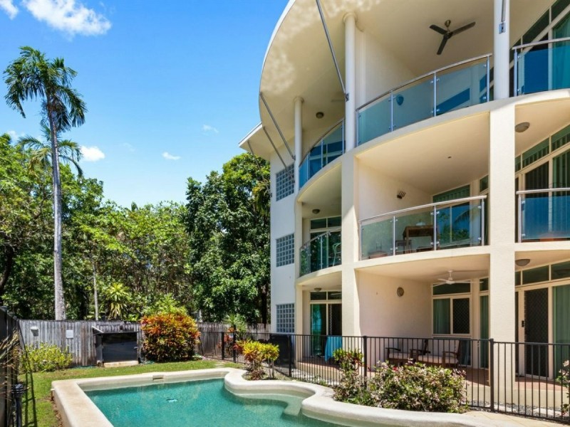 1/27 Sims Esplanade, Yorkeys Knob QLD 4878