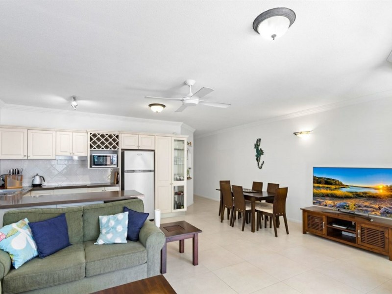 1/27 Sims Esplanade, Yorkeys Knob QLD 4878