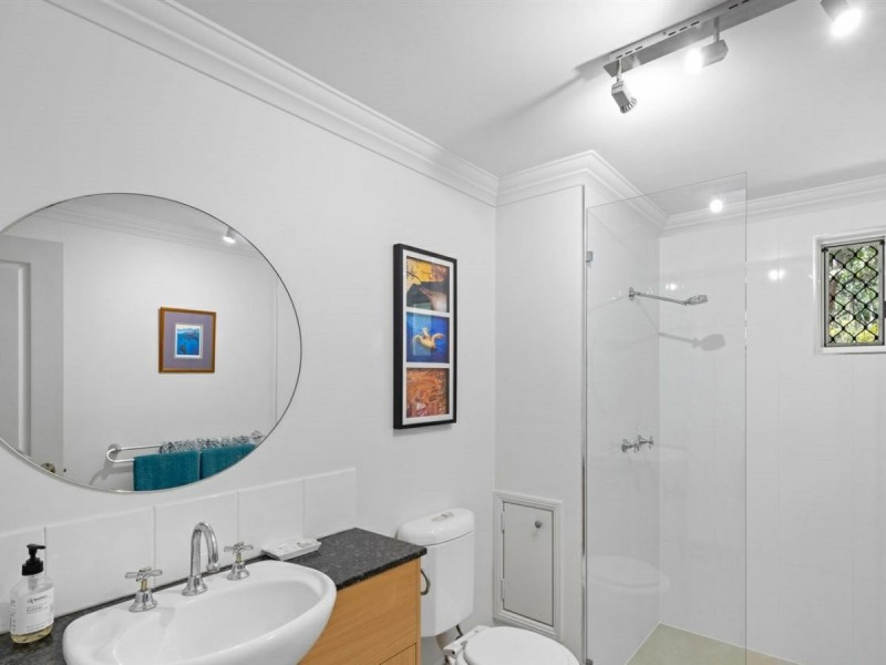 1/27 Sims Esplanade, Yorkeys Knob QLD 4878