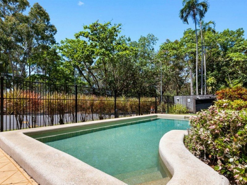 1/27 Sims Esplanade, Yorkeys Knob QLD 4878