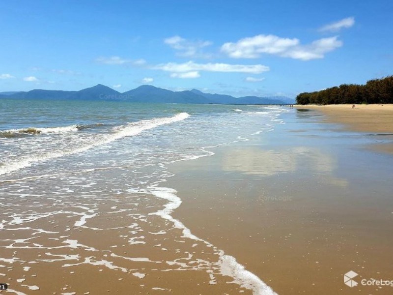 1/27 Sims Esplanade, Yorkeys Knob QLD 4878