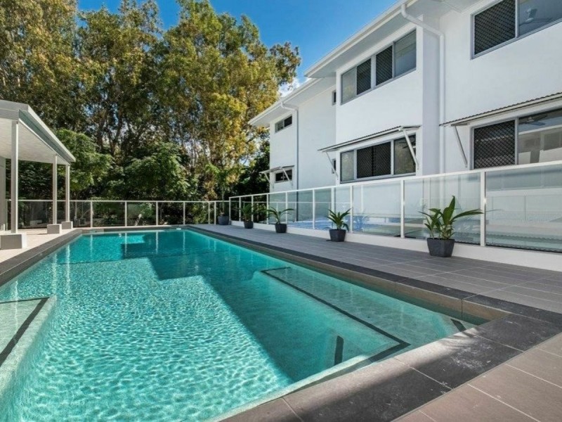 8/43-45 Sims Esplanade, Yorkeys Knob QLD 4878