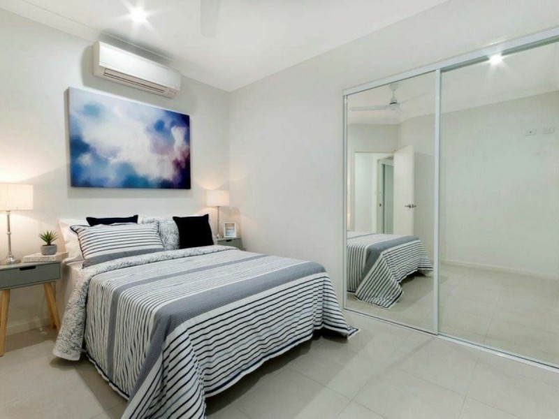 8/43-45 Sims Esplanade, Yorkeys Knob QLD 4878