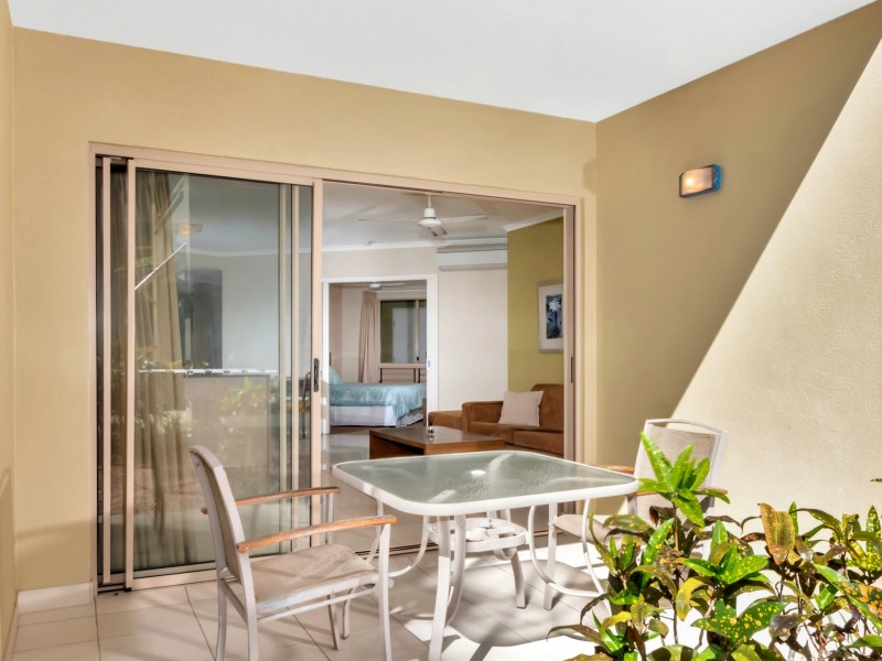 Apartment 615/49 Williams Esplanade, Palm Cove QLD 4879