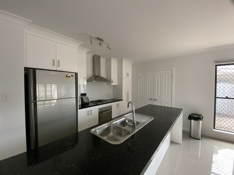 9 The Avenue, Trinity Park QLD 4879