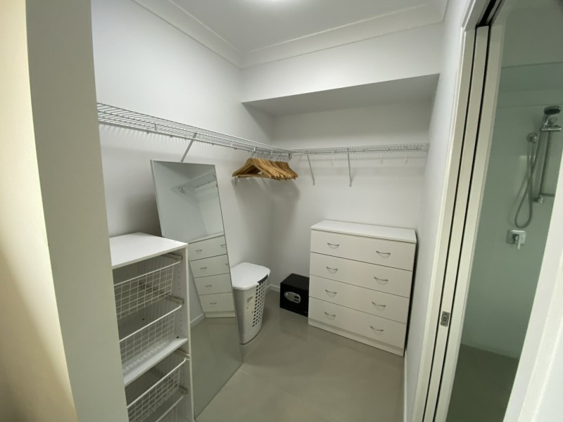 9 The Avenue, Trinity Park QLD 4879