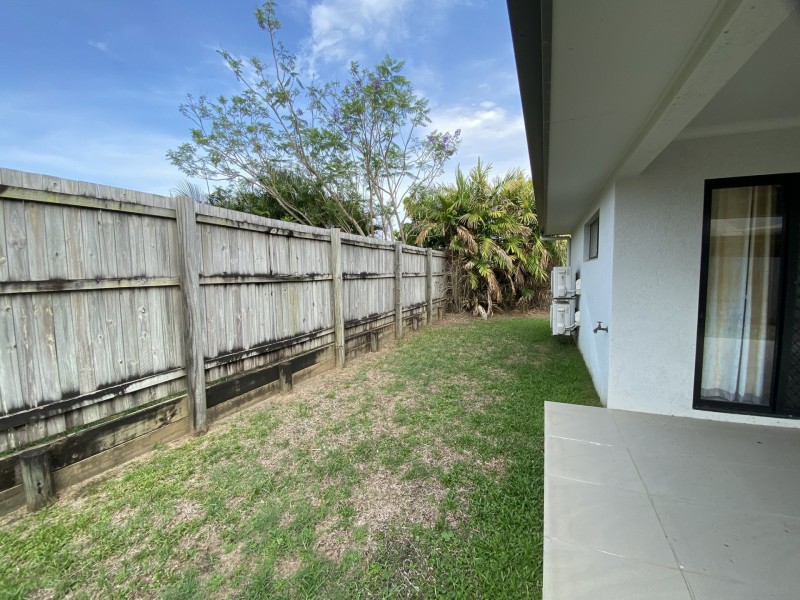 9 The Avenue, Trinity Park QLD 4879