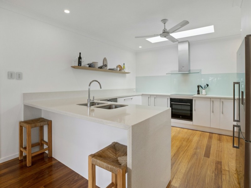 57 Arlington Esplanade, Clifton Beach QLD 4879