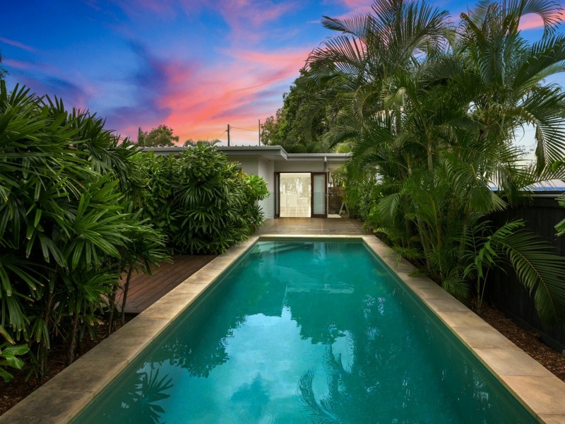 57 Arlington Esplanade, Clifton Beach QLD 4879