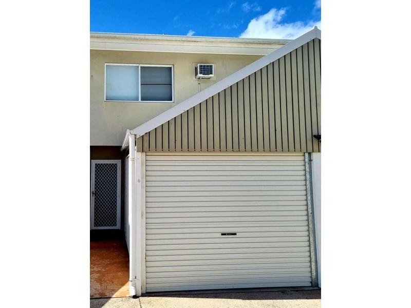 8/531 Varley St, Yorkeys Knob QLD 4878
