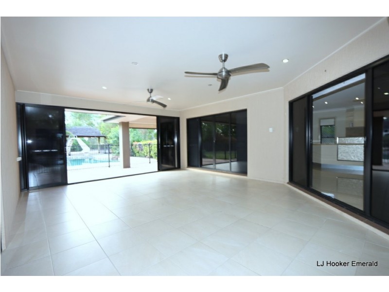 57 Canopy’s Edge Boulevard, Smithfield QLD 4878