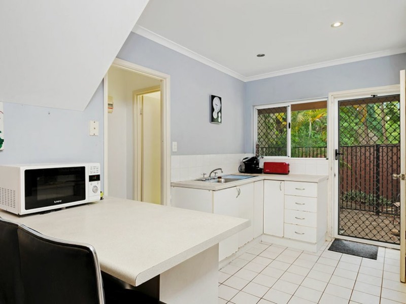 10/18-20 Adair Street, Yorkeys Knob QLD 4878